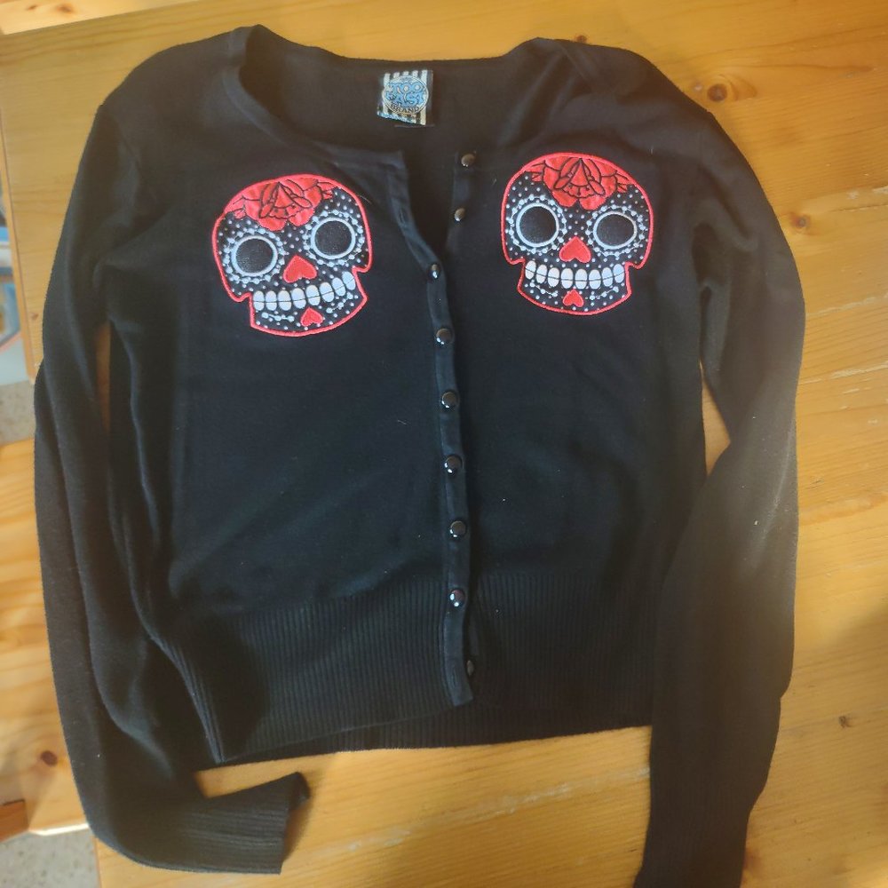 Skull sweater